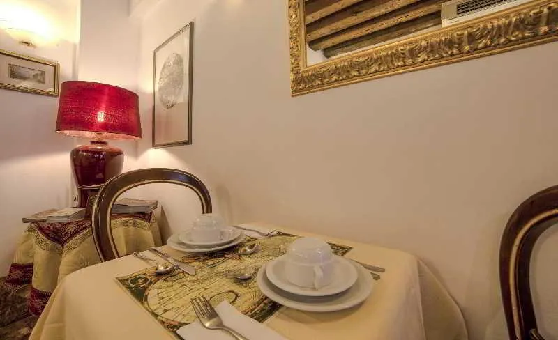 Restaurant, Lanterna Di Marco Polo, Venice