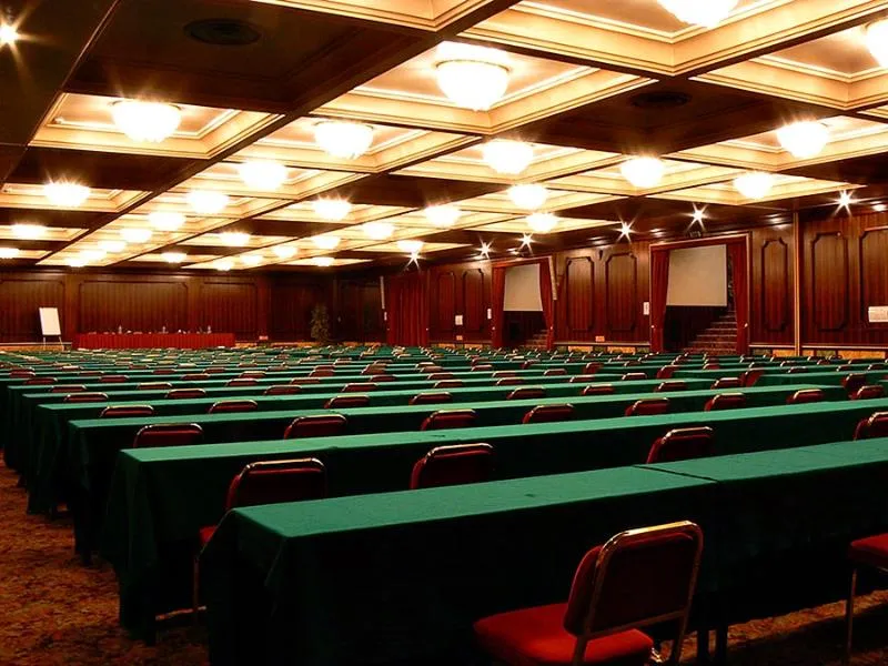 Conferences, Russott, Venice