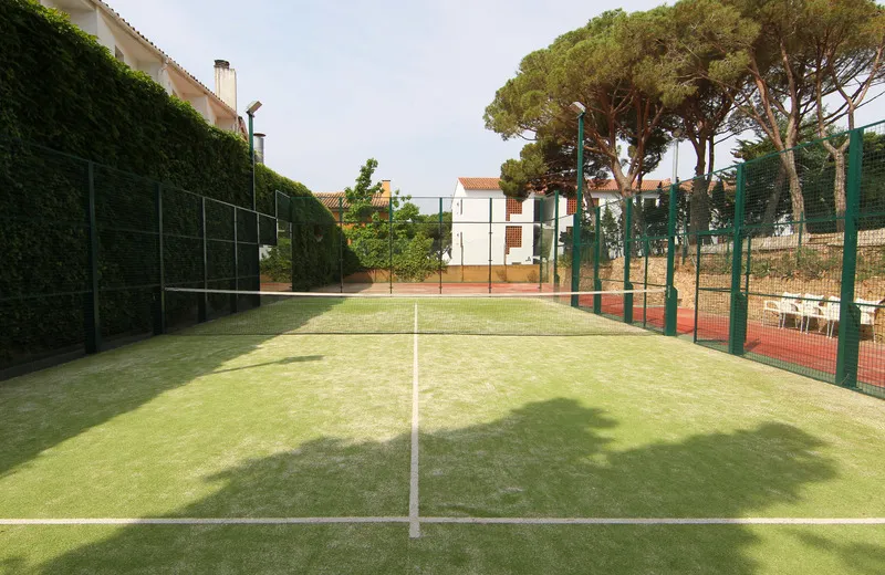 Sports and Entertainment, Alga, Costa Brava