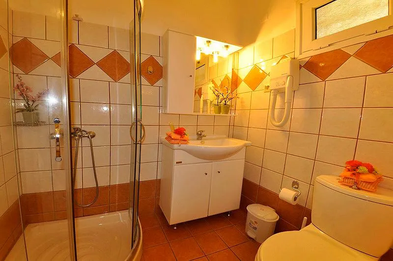 APARTMENT TWO BEDROOMS Room, Mazis Apartments, Corfu