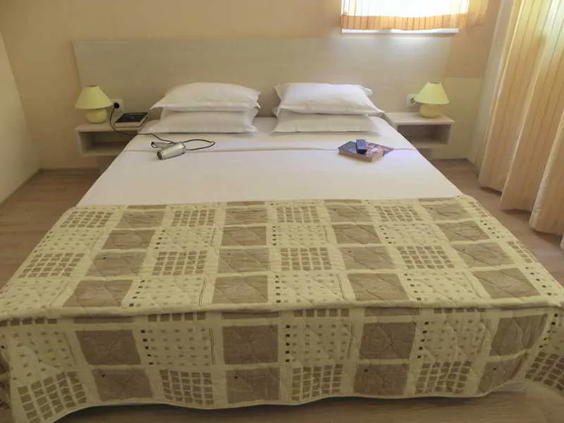 Room, Harmony Hills, Varna