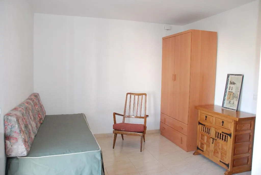 STUDIO CAPACITY 2 Room, Corcega, Costa Dorada