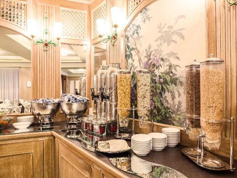 Restaurant, Doria Grand Hotel, Milan