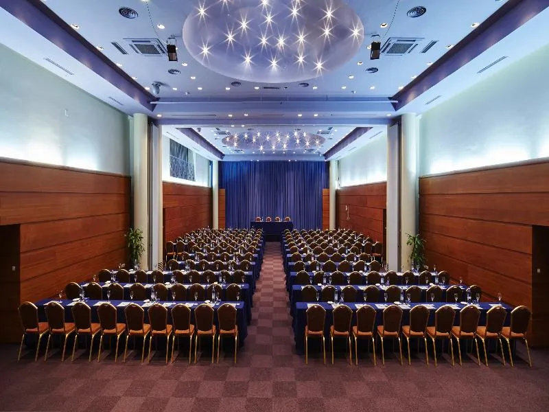 Conferences, Estival Torrequebrada, Costa Del Sol