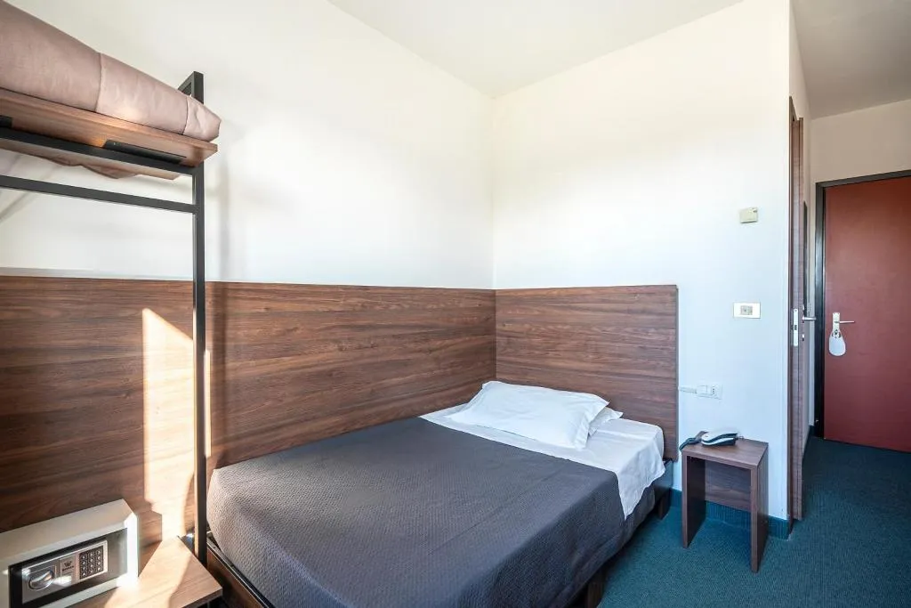 SINGLE STANDARD Room, Albatros, Venice