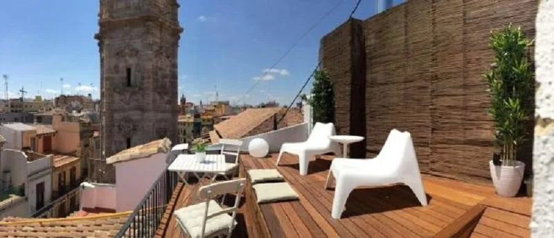 Room, El Siglo, Valencia