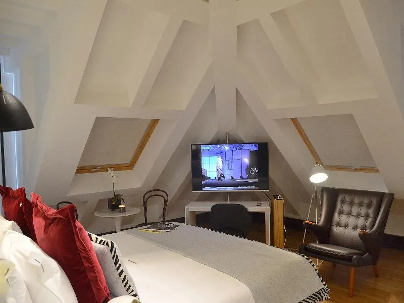 DOUBLE STANDARD Room, Browns Central Hotel, Lisbon