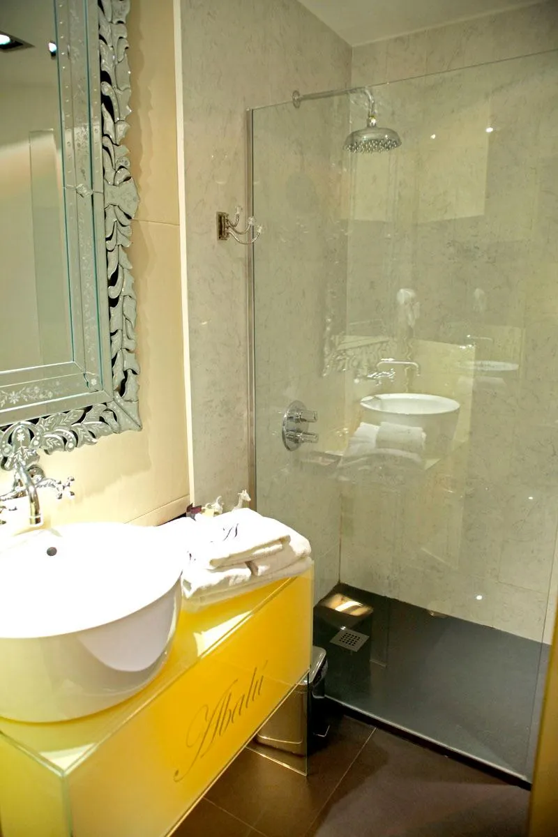 Room, Abalu Hotel Design & Boutique - Adults Only, Madrid