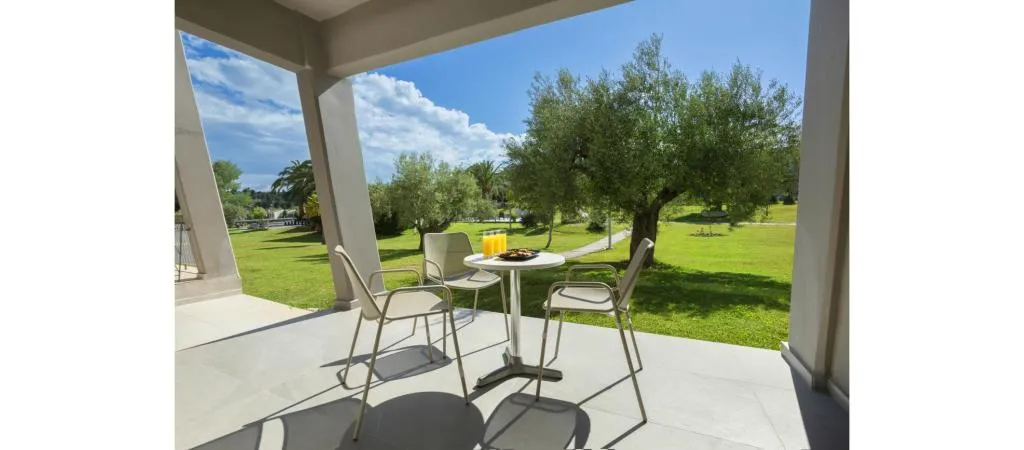 TRIPLE SUPERIOR Room, Iris Hotel, Halkidiki