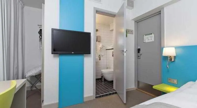 DOUBLE STANDARD Room, Thon Hotel Munch, Oslo