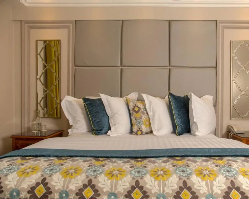 Room, Cork's Vienna Woods Hotel and Villas, Cork