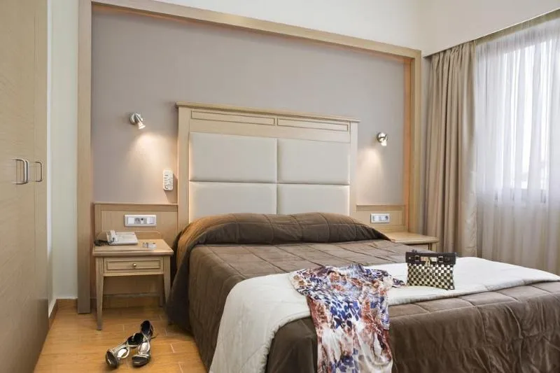 DOUBLE STANDARD Room, Parnon, Athens