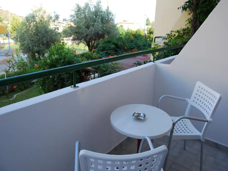 Double or Twin GARDEN VIEW Room, Artemis Studios, Rhodes
