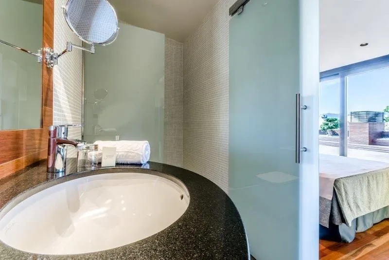 Room, Hotel Sansi Barcelona, Barcelona