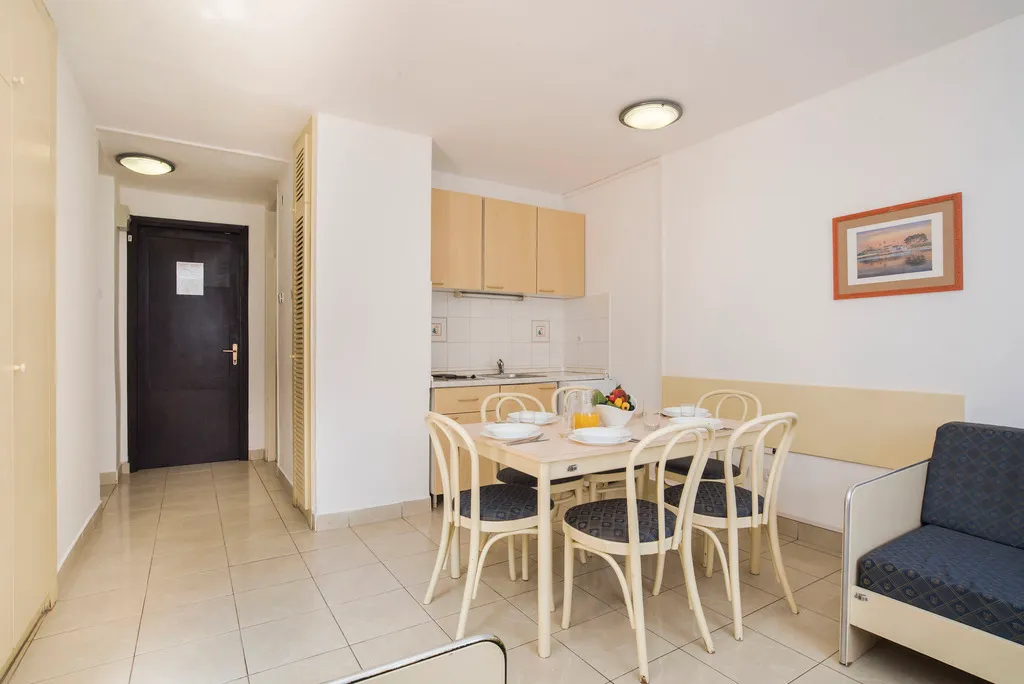 APARTMENT CAPACITY 6 Room, Savudrija Apartments, Istria