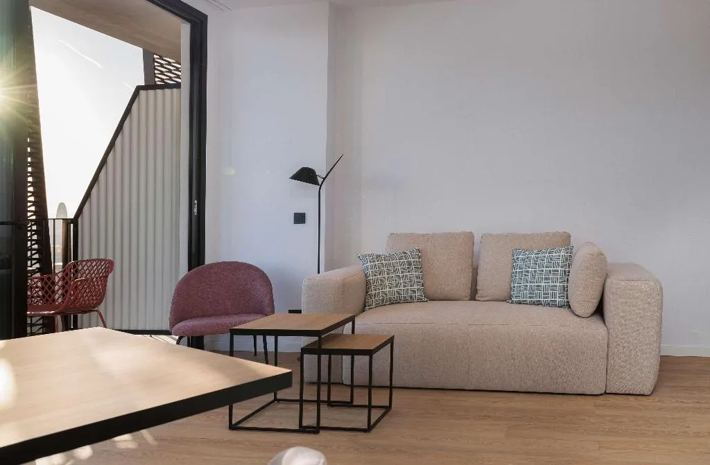 APARTMENT SUPERIOR ONE BEDROOM Room, Tembo Barcelona, Barcelona