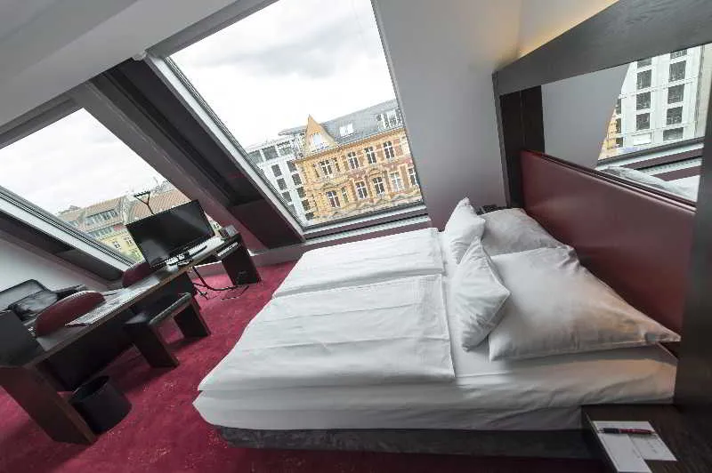 Room, Arcotel Velvet Berlin, Berlin