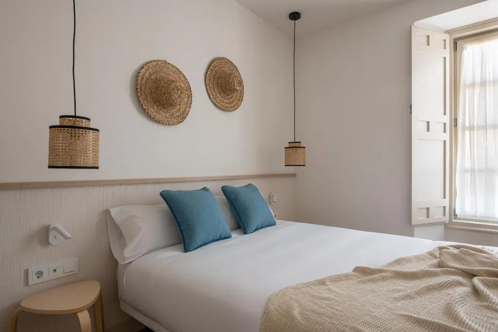 APARTMENT TWO BEDROOMS Room, Libere Malaga Plaza Del Siglo, Costa Del Sol