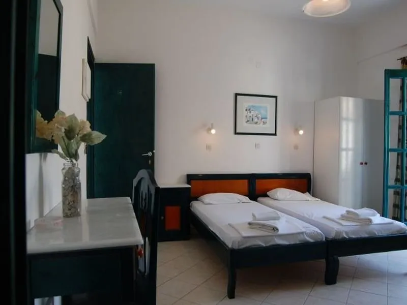 Room, Anemos Studios, Santorini