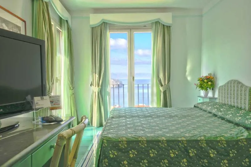 DOUBLE WITH BALCONY Room, Albergo Santa Caterina, Naples