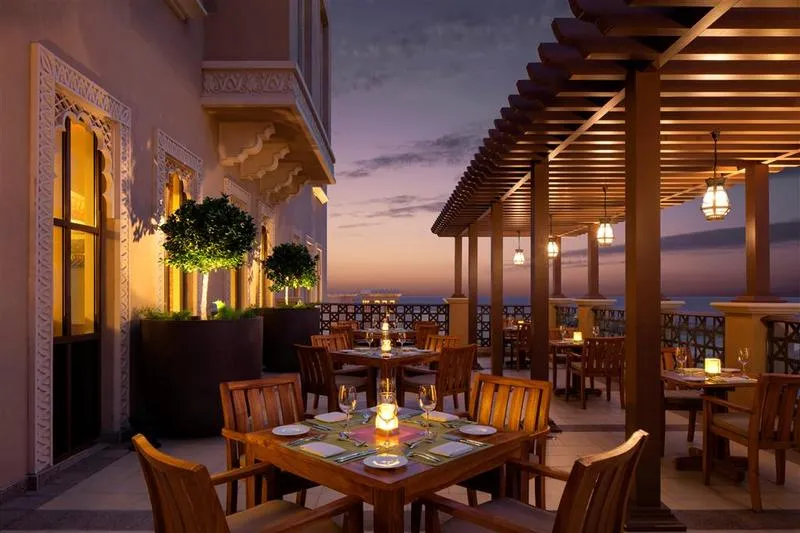 Restaurant, Sheraton Sharjah Beach Resort & Spa, Dubai