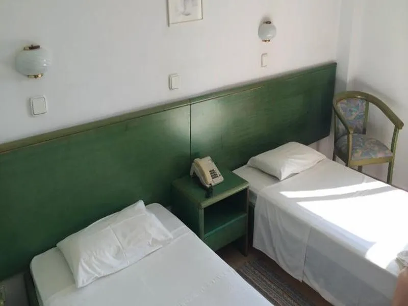 Room, Irinna, Kefallinia