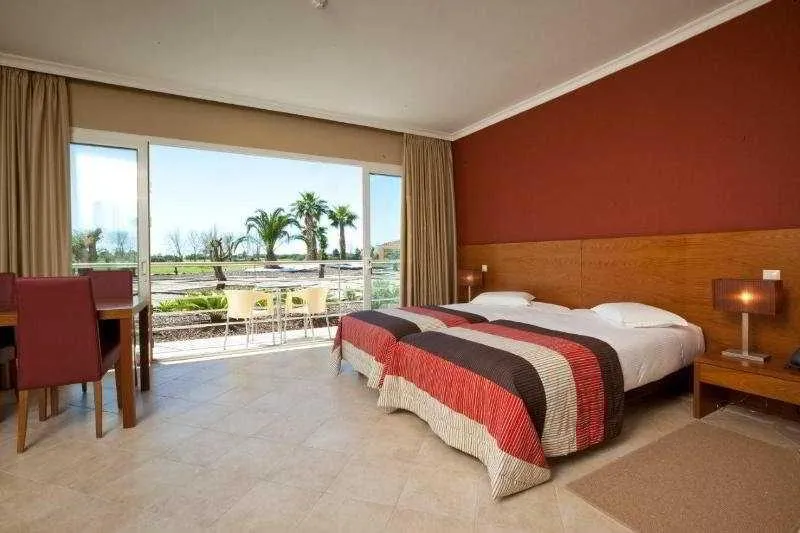 FAMILY ROOM CAPACITY 4 Room, Montado Hotel & Golf Resort, Lisbon