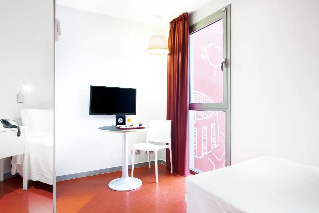 SINGLE STANDARD Room, Ciutat Vella, Barcelona