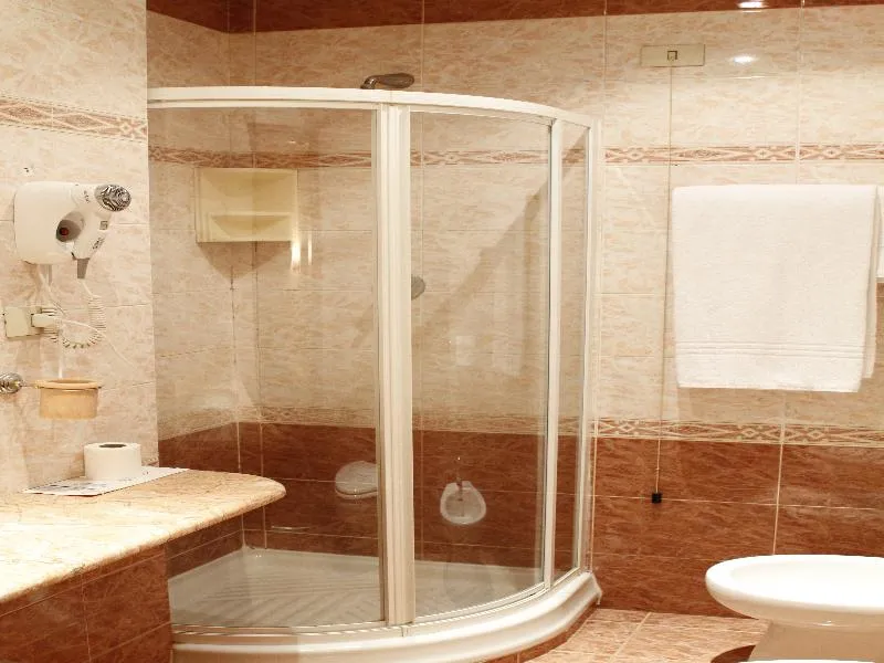 Room, Pace Helvezia, Rome