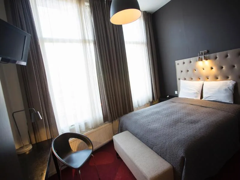 DOUBLE LUXURY Room, Quentin Amsterdam Hotel, Amsterdam