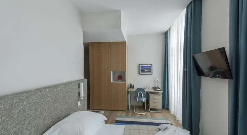 Room, The Editory House Ribeira Hotel, Porto
