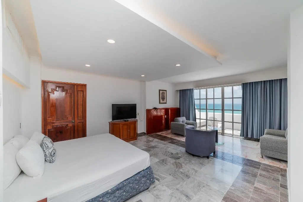 SUITE OCEAN VIEW TWO BEDROOMS Room, Casa Turquesa, Cancun Area