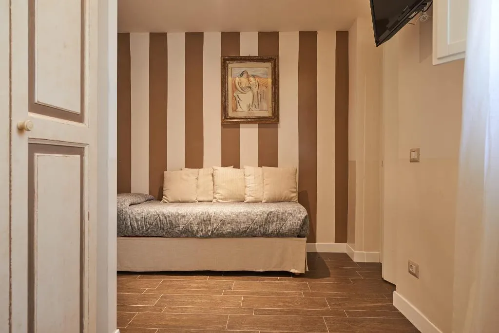 TRIPLE CLASSIC Room, B&B Le Stanze Del Duomo, Florence