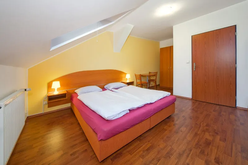 Room, Apartment Amandment, Prague
