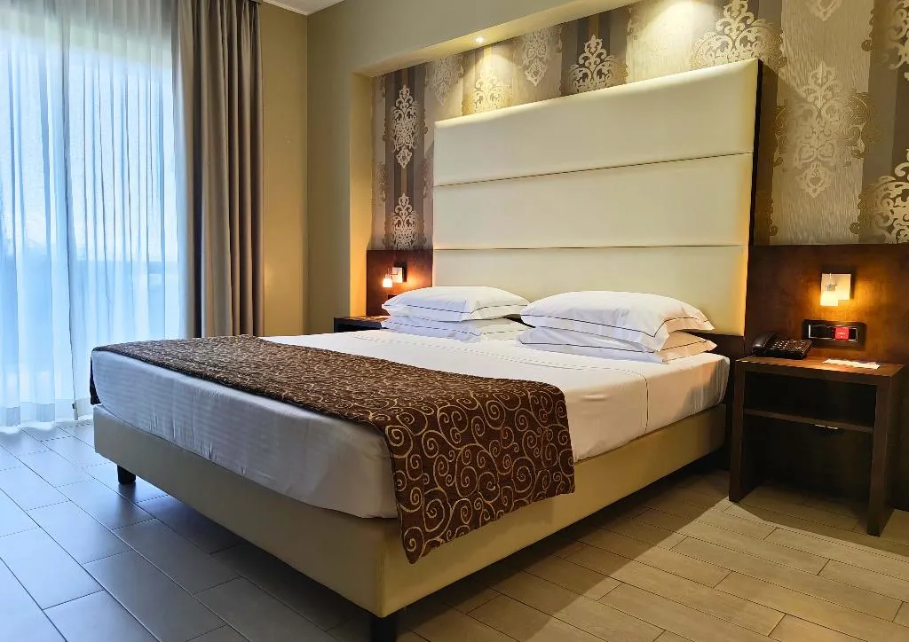 DOUBLE SINGLE USE PREMIUM Room, Pineta Palace, Rome