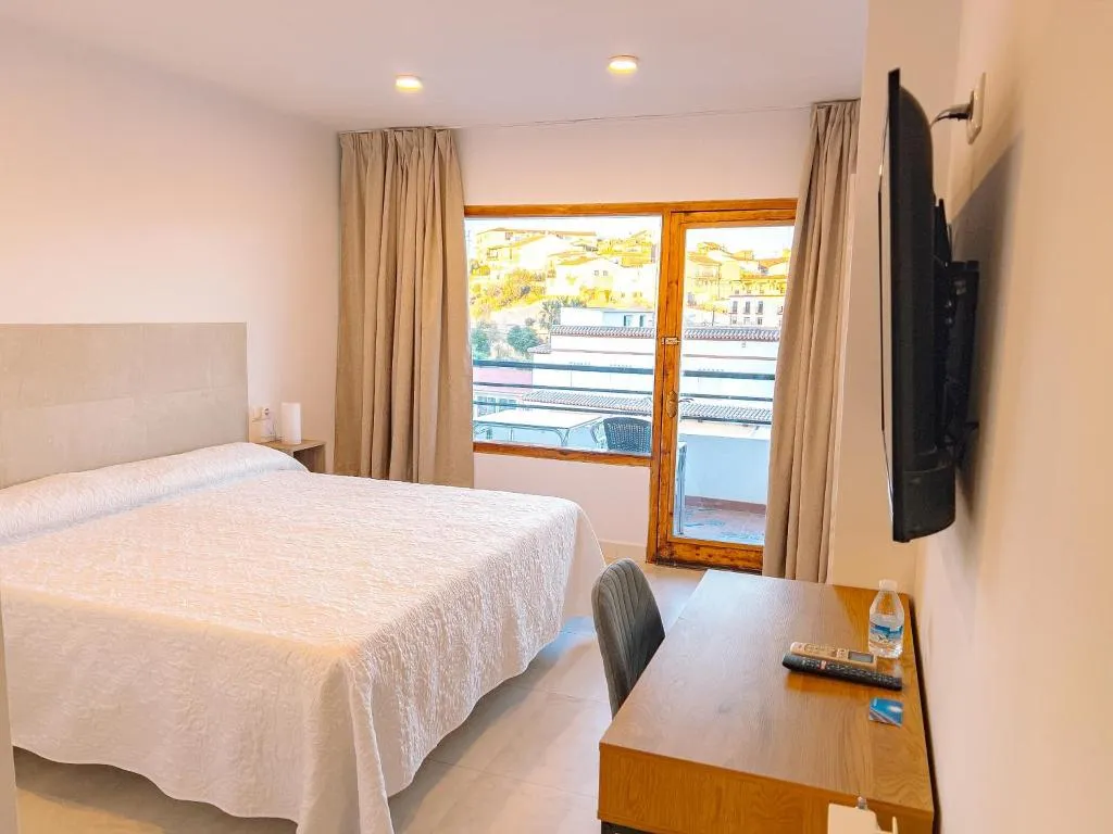 Double or Twin SUPERIOR WITH TERRACE Room, Hostal Sorbas, Andalucia