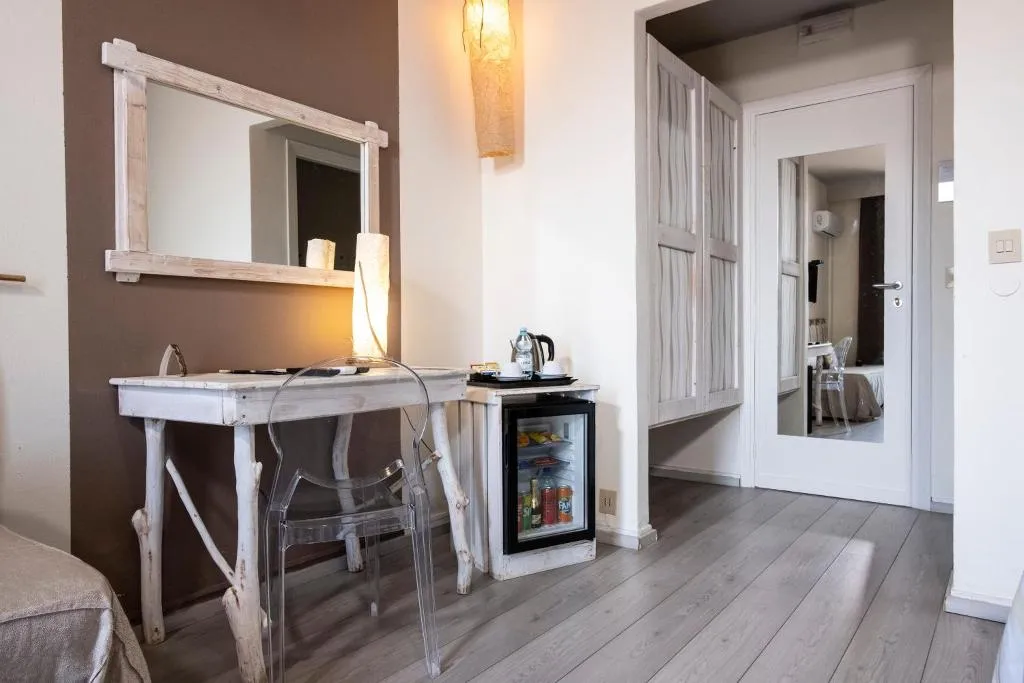 Double or Twin SUPERIOR WITH VIEWS Room, Tirreno Hotel, Palermo