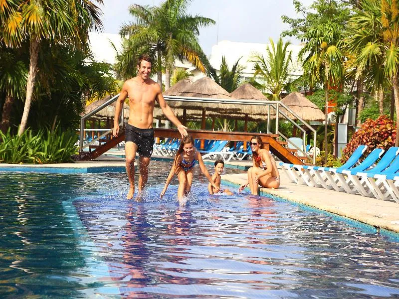 Pool, Sandos Caracol Nature Resort & Water Park All Incl, Playa Del Carmen