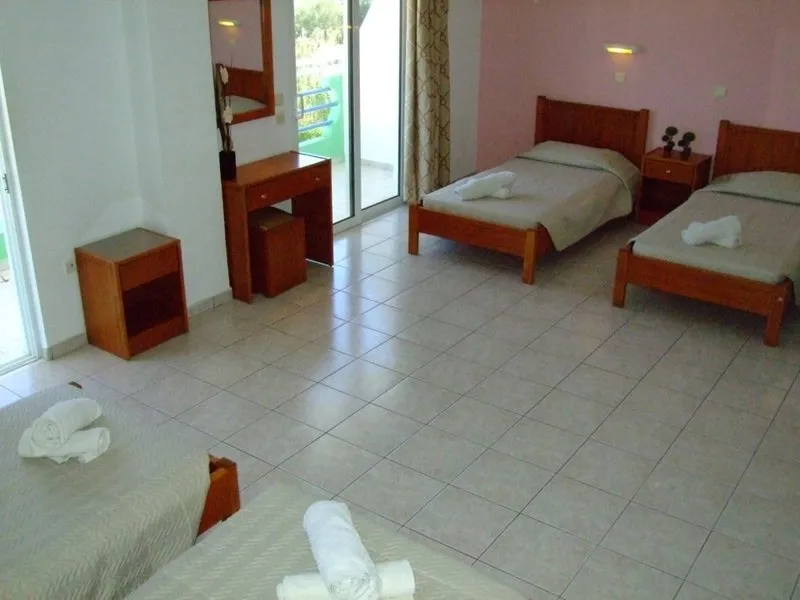 STUDIO CAPACITY 4 Room, Millenium Studios, Rhodes
