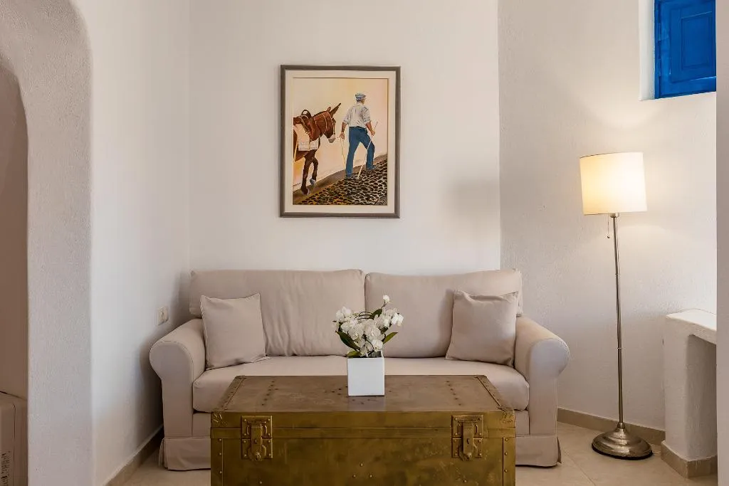 SUITE HONEYMOON Room, Zannos Melathron Hotel By Omilos Hotels, Santorini