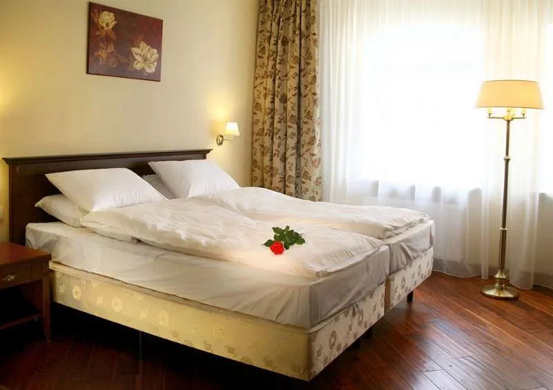 DOUBLE SINGLE USE DELUXE Room, Kobza Haus Old Town, Gdansk