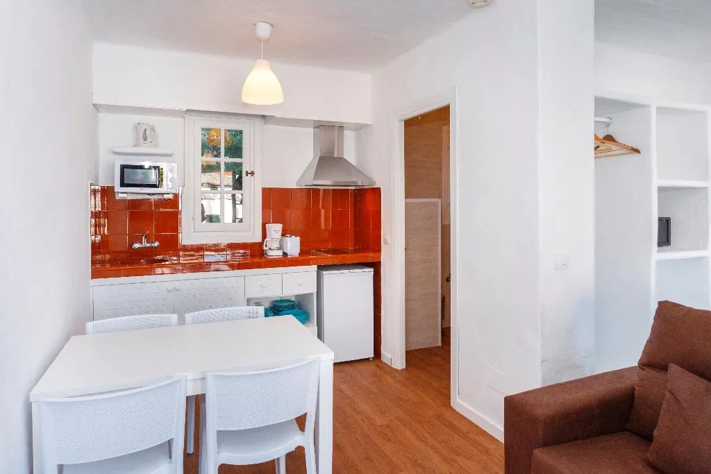 STUDIO STANDARD Room, Carema Garden Village, Menorca