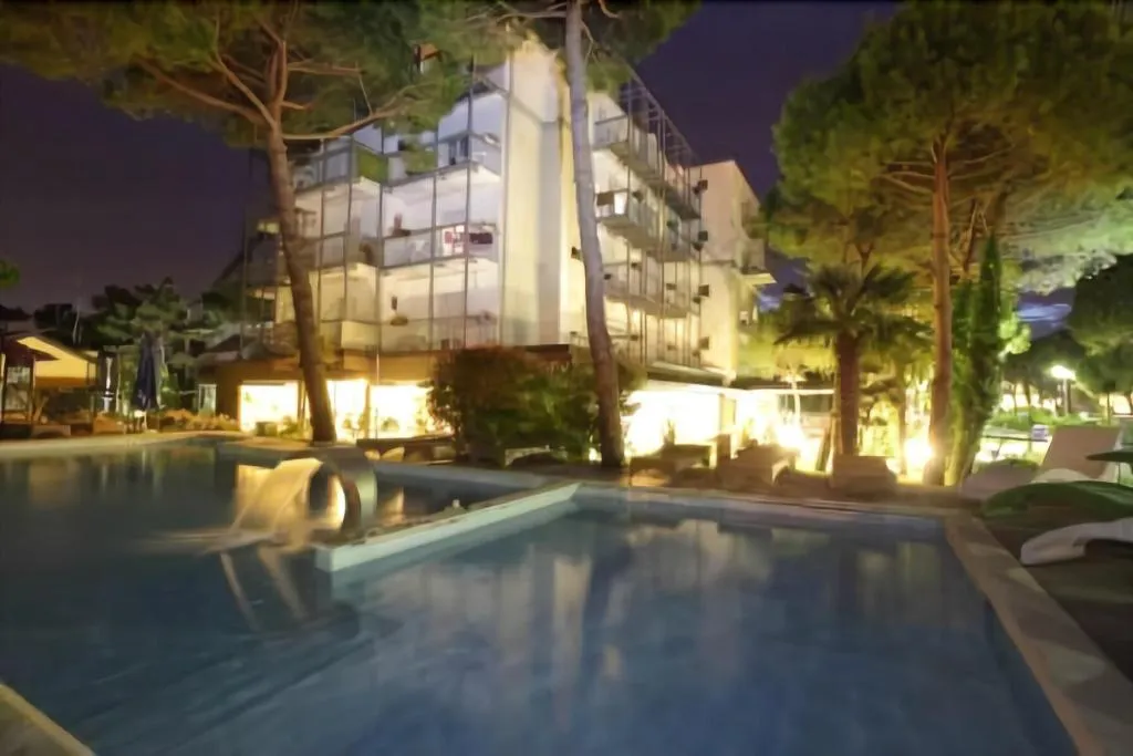 Sports and Entertainment, Hotel Martini, Venice