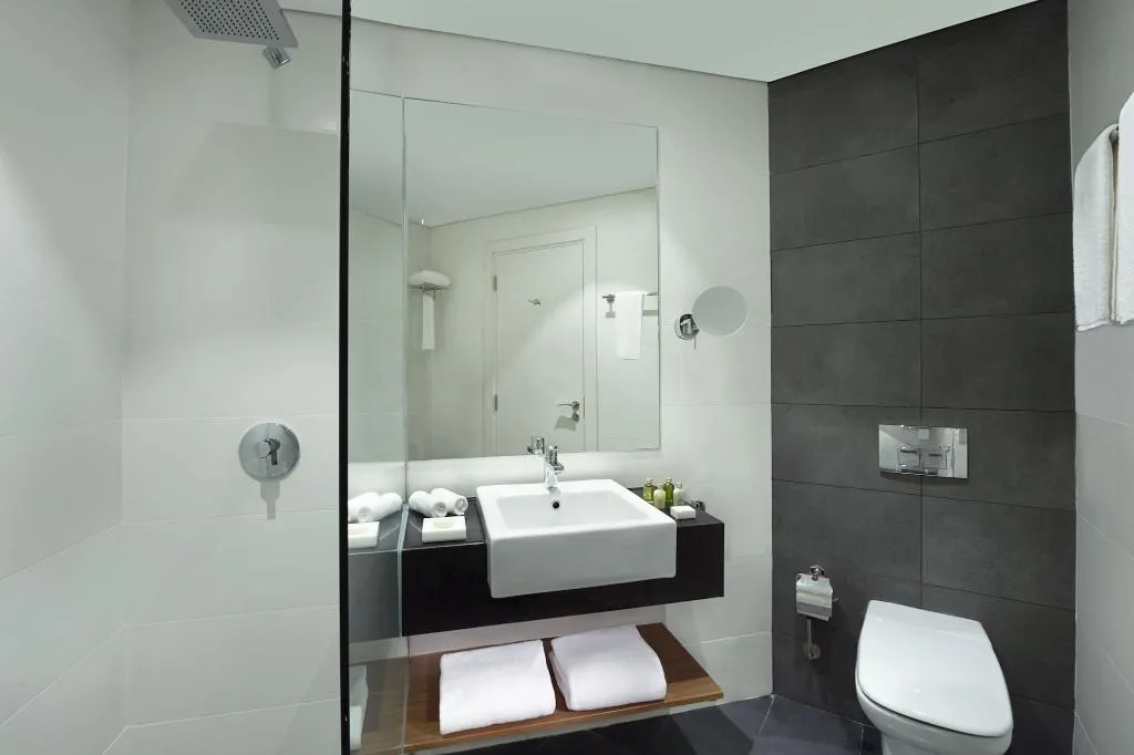 Room, TRYP by Wyndham Dubai, Dubai