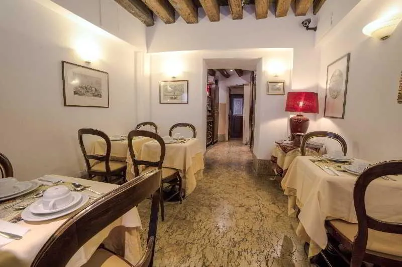 Restaurant, Lanterna Di Marco Polo, Venice