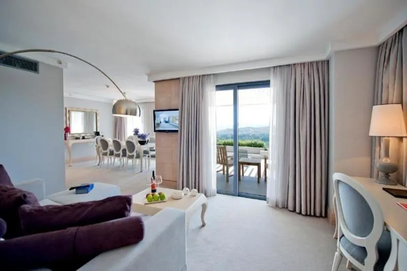 DOUBLE DELUXE WITH JACUZZI Room, Ramada Resort by Wyndham Bodrum, Bodrum