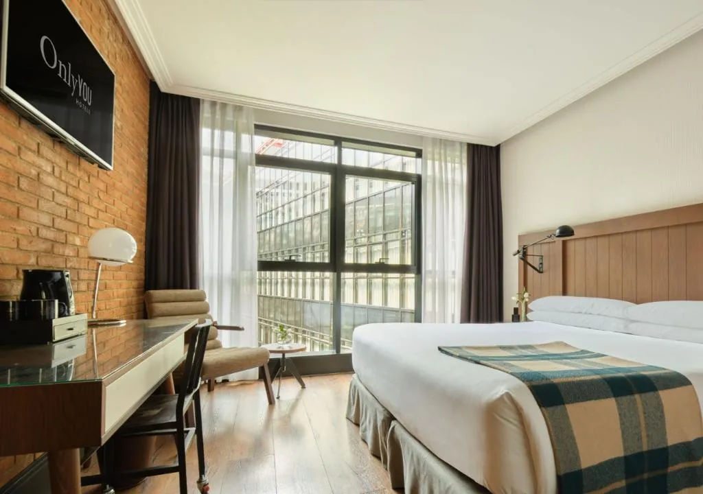 DOUBLE SINGLE USE DELUXE KING BED Room, Only You Hotel Atocha, Madrid
