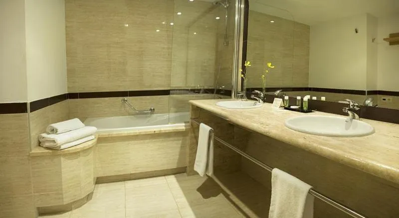 JUNIOR SUITE STANDARD Room, Hotel Bonalba Alicante, Costa Blanca