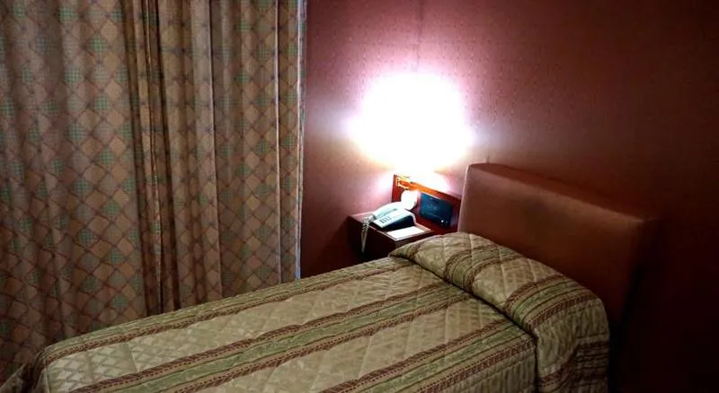 SINGLE STANDARD Room, Hotel Galles, Rome