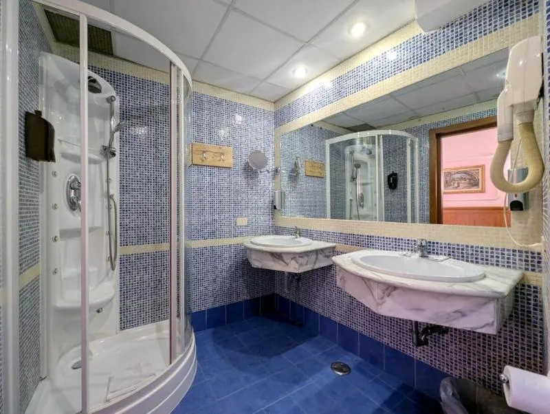 DOUBLE STANDARD Room, Philia, Rome